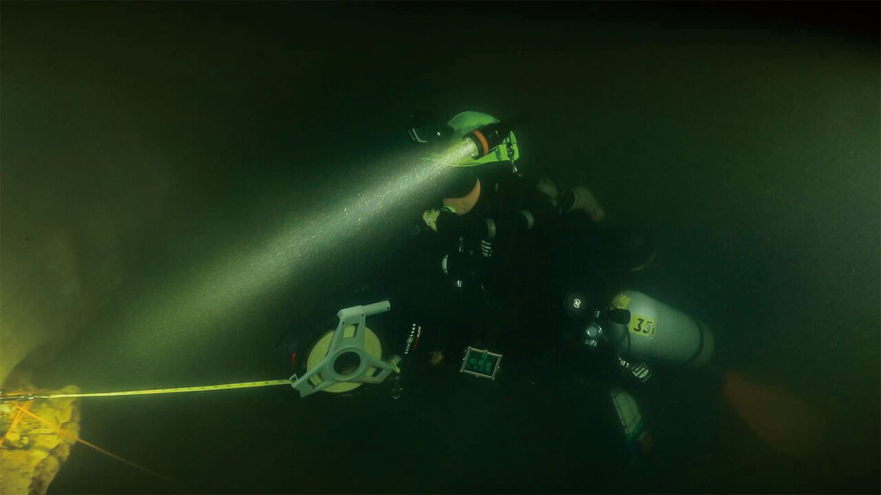 OrcaTorch木瓜视频 D630技術潛水照明