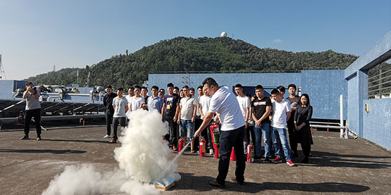 安全第一，OrcaTorch消防演練（liàn）