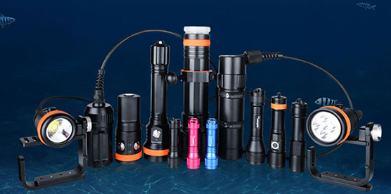 如何選擇潛水手電筒呢？