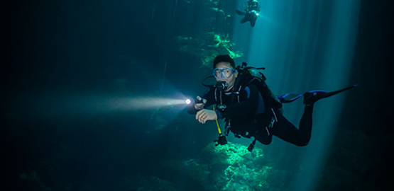 洞穴潛水需要什麽設備？